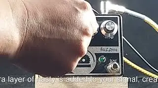 Schu-Tone Buzzsaw Octave Fuzz