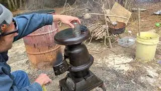 Offgrid Winter Heating. Antique Potbelly Wood Burning Stove, Cast Iron Seasoning and Restoration.