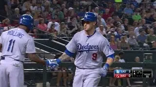 LAD@ARI: Grandal goes yard for a solo home run