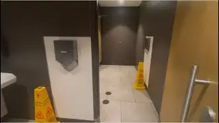 Dyson Airblade Vs @ McDonald’s - Summerfield, FL