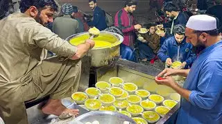 Late-Night Peshawari Chicken Corn Soup for Rs 100 | Best Street Food in Peshawar