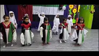 My Darlo participated in UAE national dance in her School 🏫🏫