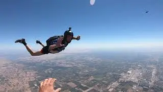 Jump 49- 3way belly - Davide's POV