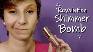 Обзор блеска для губ Revolution Shimmer Bomb (оттенок Glimmer)