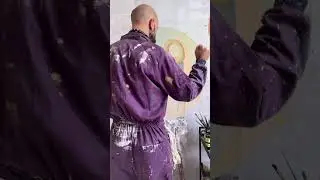 Potrota: 90cm di&aacute;metro, acr&iacute;lico sobre lienzo. Pintura en homenaje a todas las mujeres.