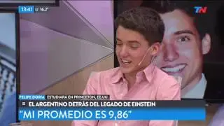 Felipe es argentino y va tras los pasos de Einstein