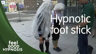 Girls hypnotized with simple foot stick - with hypnosis breakdown