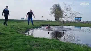 Girls get thrown into water fully clothed