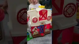 Super fun Farm Toy from Fisher Price!