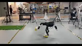 The first humanoid robot in history successfully executes the Webster Flip