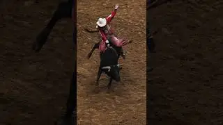 Roscoe Jarboe takin&rsquo; it home tonight at #SanAntonioRodeo 🐂 #bullriding #bulls #cowboy #rodeo #prca