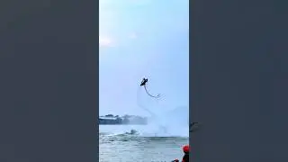 Flyboard freestyle backflip 🤠😎👍 this guys is so cool #adventure #flyboard