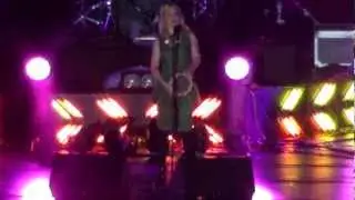 [MTV EXIT Fancam] KATE MILLER-HEIDKE - Caught In The Crowd & Can't Shake It