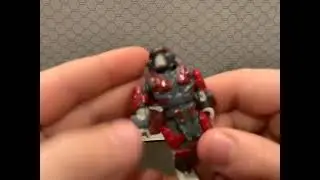 Halo Mega Construx Master Chief vs Brute Warrior review
