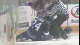 Theo Peckham vs Kevin Westgarth 3/4/09