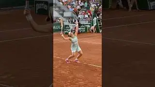Bianca Andreescu shows some grit 💪 #tennis #shorts