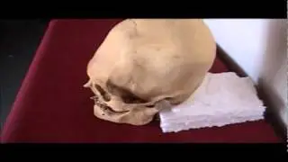 Alien Skull? Very Odd Find In Peru...
