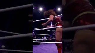 Sylvia&rsquo;s Shine Meets Holidead&rsquo;s Horror in the Ring! | WOW Ep. 329 Highlights #wowsuperheroes
