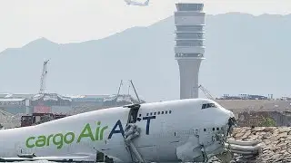 Two killed after cargo plane veers off runway while landing in Hong Kong - Africanews