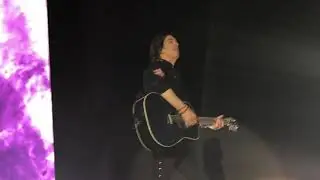 Gyllene tider Flickan i en Cole Porter-s&aring;ng. Stockholm Stadion 2019