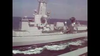 de Zr. Ms. van Speijk gezien vanaf de Hr. Ms. Evertsen