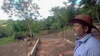 Fazendo Galinheiro novo na Chácara