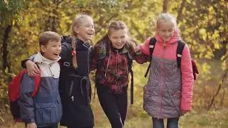 10 Must Try Fall Nature Walks for Kids&mdash;Adventure Awaits!