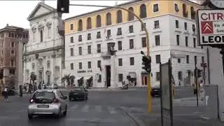 Riding a Motorino past Castel San't Angelo & the Passetto