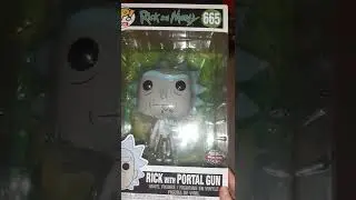 Rick and Morty Box Unboxing! Funko Pop and More! Geeky Unboxing From TopToys2u