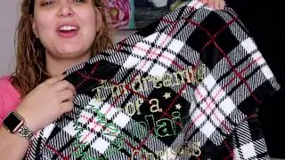Craftmas Season 2 Episode 44 : How to Apply Heat Transfer Vinyl to a Plush Blanket
