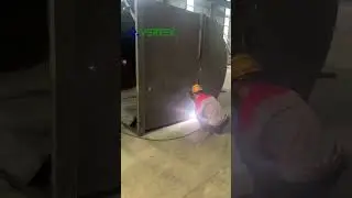 🤔On-site photos of the fiber cement board production line factory, workers are welding equipment...💥
