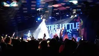 stiff little fingers - at the edge (live at barrowlands St Patrick's day)
