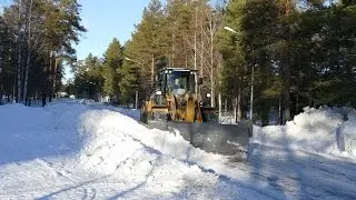 CAT 962K with YPV Ice ripping blade with sideplow ,Volvo L90F with flipperbucket