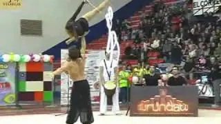 Almudena Cid & Ortzi Acosta with DURUNDATU exhibition Euskalgym 2010