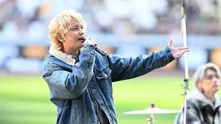 🎤✨「見たことあるなぁと思ったら」国立で熱唱！金髪アーティストにSNS騒然「さすがの歌唱力」「これが本物のアイドル魂」🔥🌟