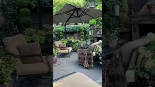 🌿 How to Step into a Modernist and Victorian-Style Courtyard Garden 🌺 Door to Discovery