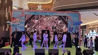 Everglow - Bon Bon Chocolate + Adios + Pirates cover by Pretty Mafia
