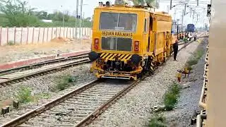 Train no. 11140, Gadag to Mumbai Super fast Express