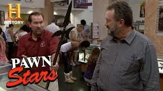 Analyzing a Halberd Spear | Pawn Stars