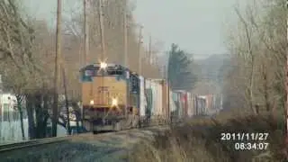 HD: CSX Q439 with SD70ACe 4845 and horn-salute! 11-27-11