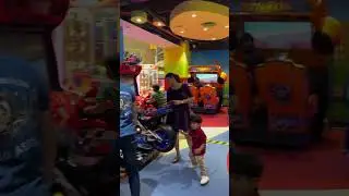 Gaming zone in #ambience mall #gameplay #mall #gurgaon #gurgaoncity #gurugram #children #fun