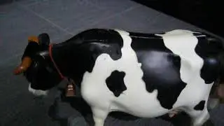Vintage Kenner Milky the Marvelous Milking Cow Toy  - Reanimation Toys
