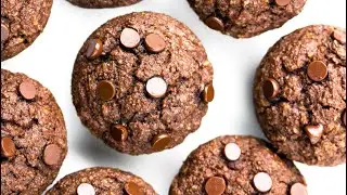 {Just 1g Net Carbs!} - Keto Chocolate Muffins Recipe