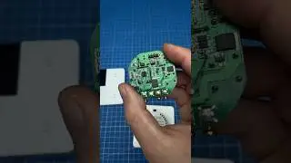 Как работает китайский выключатель с питанием по одному проводу? Reverse engineering