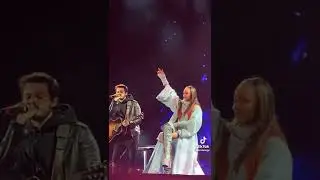 Consejo de Amor - Tini, Morat en vivo