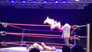 Joey Scott v Fabio