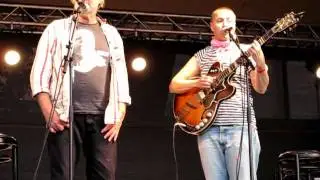 Nina Ramsby & Charlie Engstrand - En näve näring