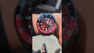 Seiko 5 Limited Edition GMT Passion Red SSK031K 