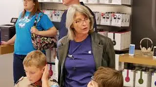 Pack 169 - Webelos Art Explosion at the Apple Store