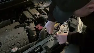 Снятие аккума с Mitsubishi ASX